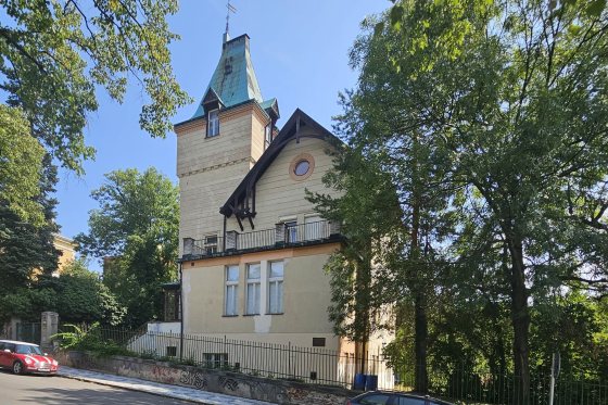 Vila Emila Kolbena Hradešínská 1 (2)